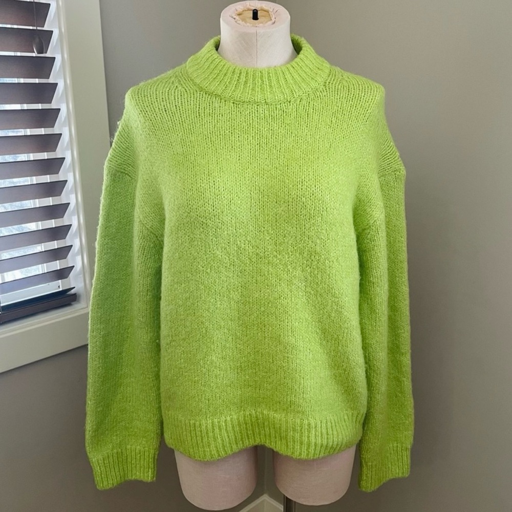 H&M Bright Green Alpaca Wool Blend Sweater